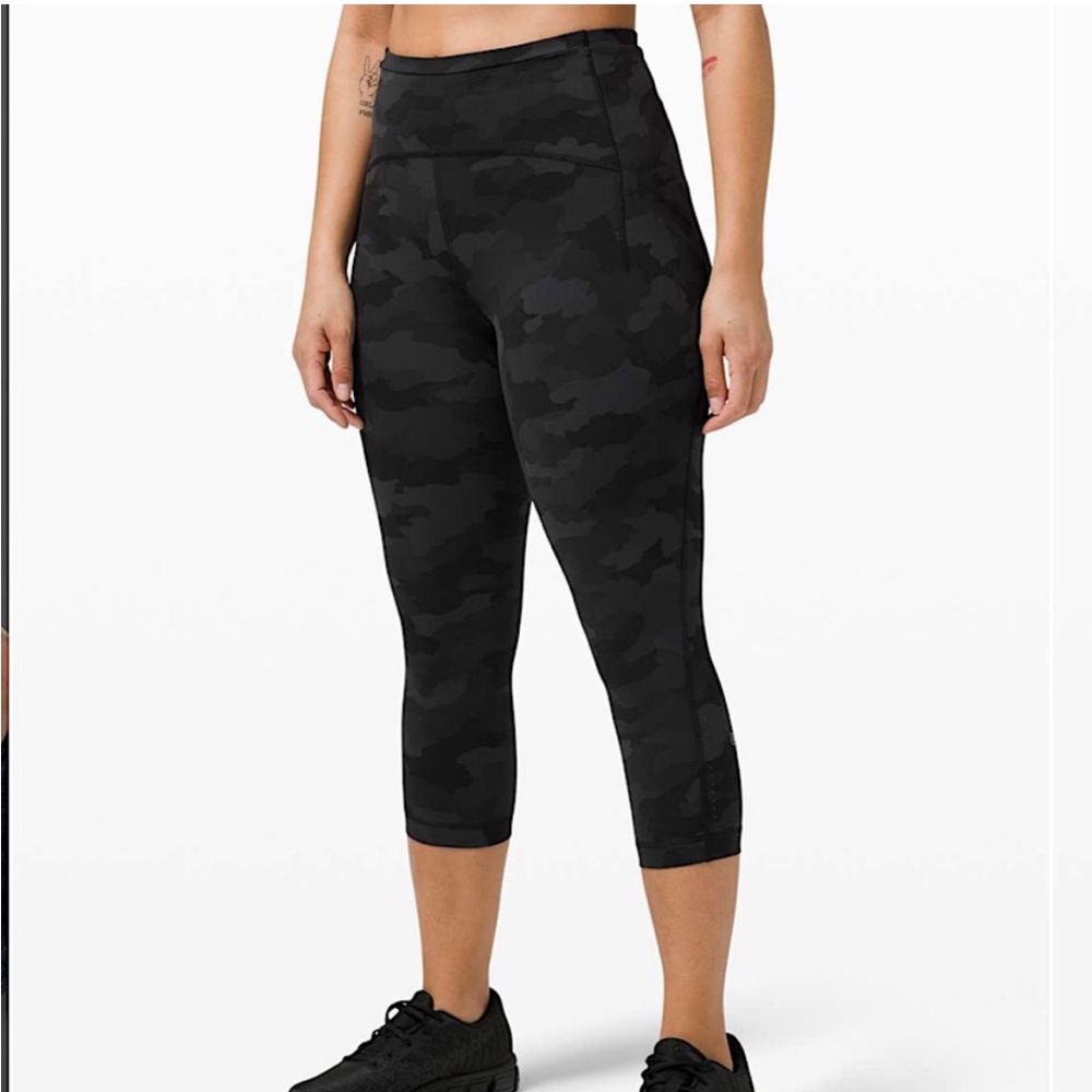Lululemon 2021 Swift Speed High-Rise Crop 21" Heritage Camo Black Grey size 4